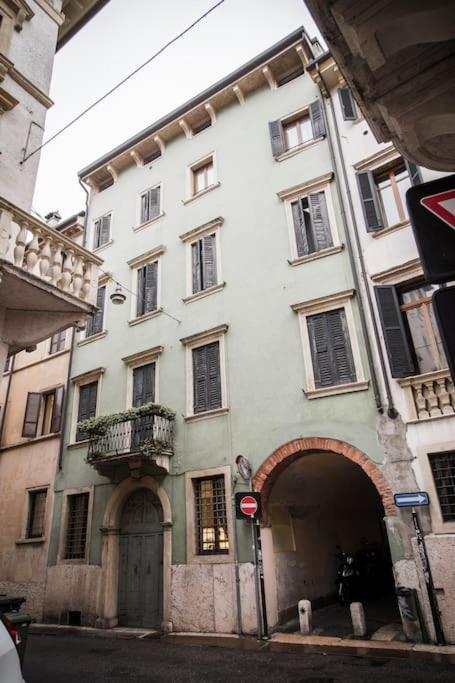 Piazza Erbe Luxury Apartment Verona Eksteriør bilde