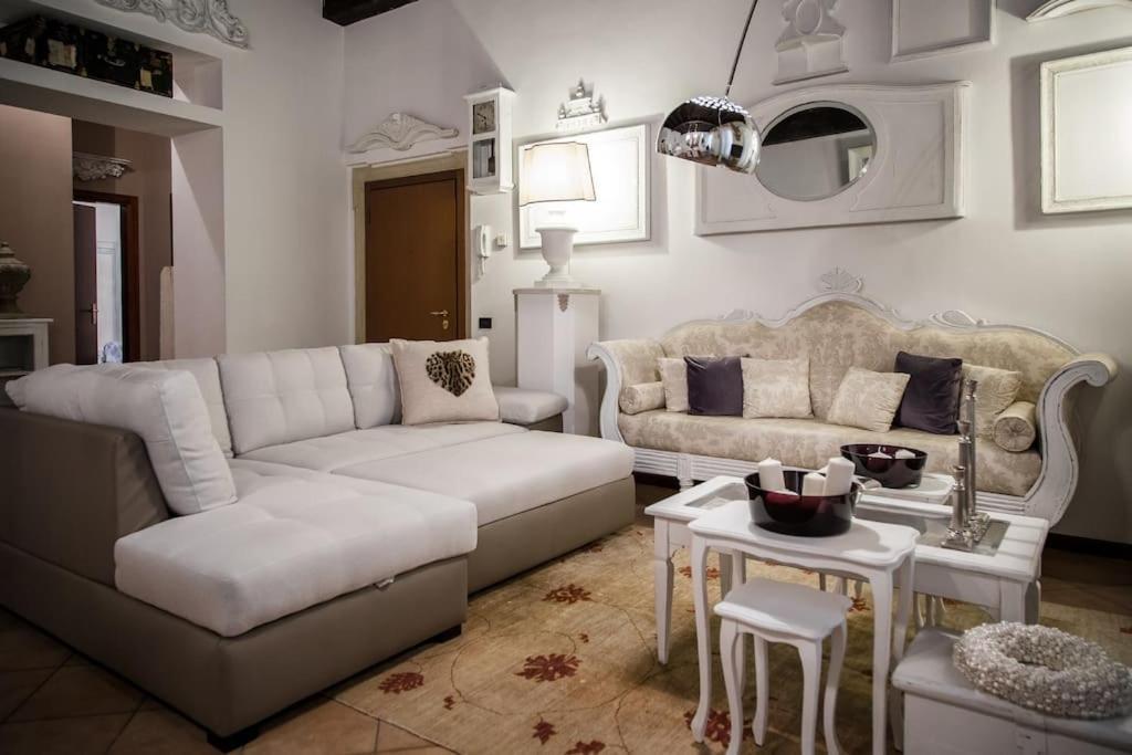 Piazza Erbe Luxury Apartment Verona Eksteriør bilde